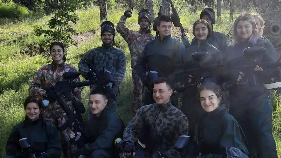 Пейнтбол на открито в района на Калофер