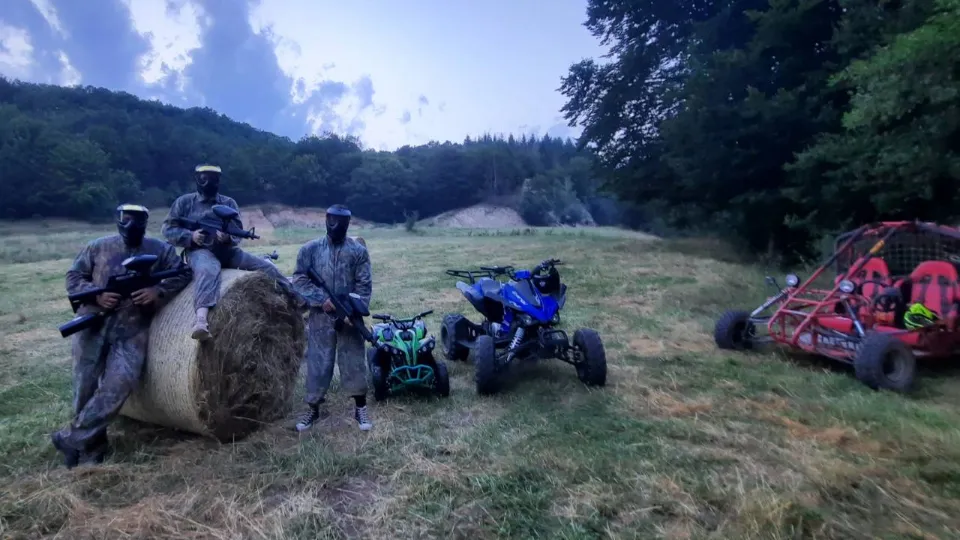 Ваучер Пейнтбол на открито в района на Калофер Калофер