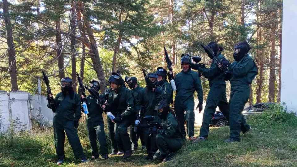 Подарък Пейнтбол на открито в района на Калофер