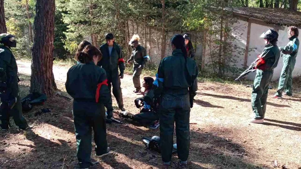 Пейнтбол на открито в района на Калофер