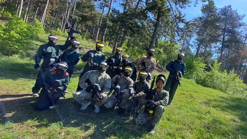 Пейнтбол на открито в района на Калофер