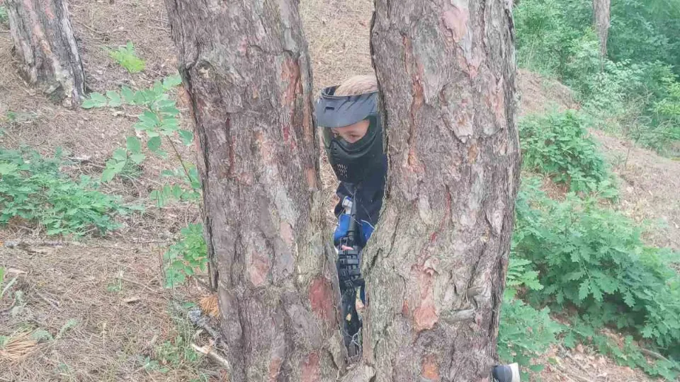 Пейнтбол на открито в района на Калофер