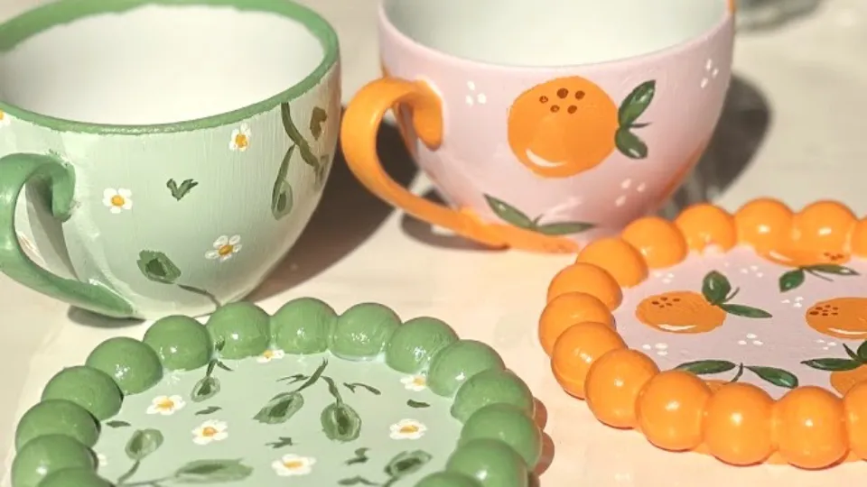Работилница за рисуване на чаши за кафе