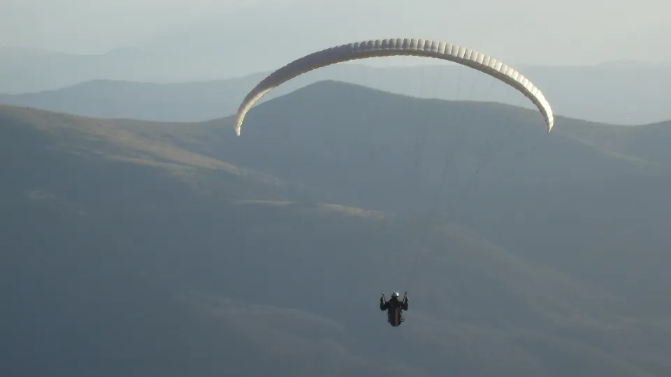 Ваучер ПРОМО BF Панорамен полет с парапланер - СОПОТ или СОФИЯ Сопот