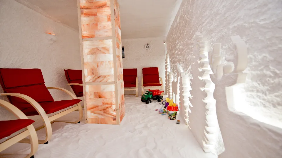 Ваучер ПРОМО BF Уикенд за влюбени сред Родопската магия с вино и плодове Сърница