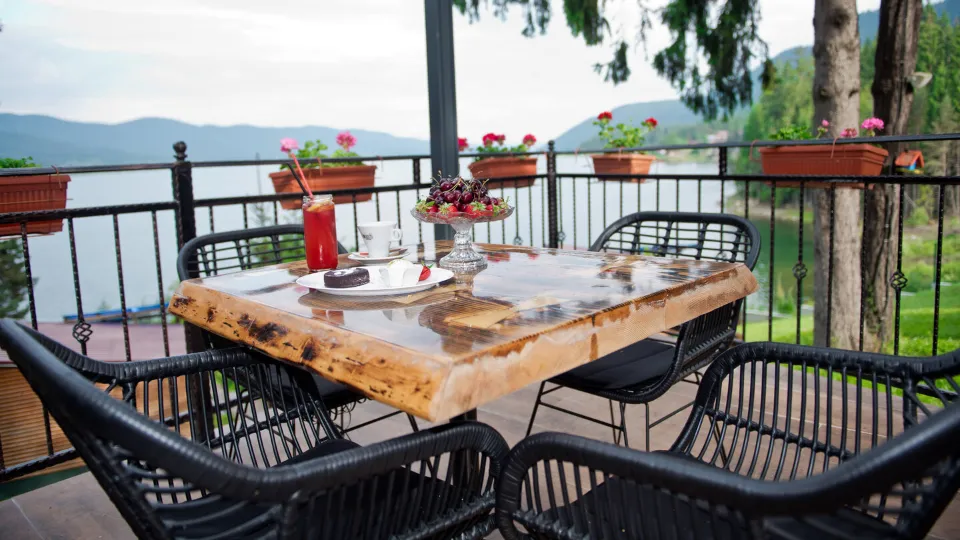 ПРОМО BF Природа и романтика: идеалната почивка за двама в Родопите Сърница