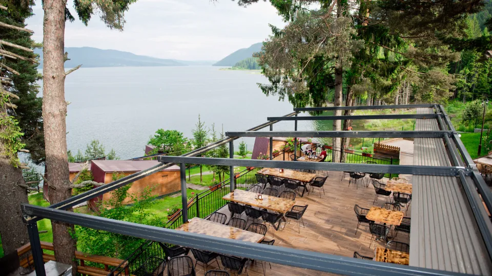 ПРОМО BF Природа и романтика: идеалната почивка за двама в Родопите Кратки почивки и бягство от града