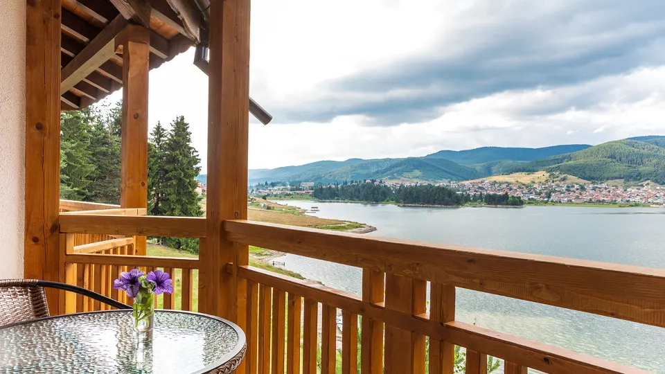 Подарък ПРОМО BF Природа и романтика: идеалната почивка за двама в Родопите