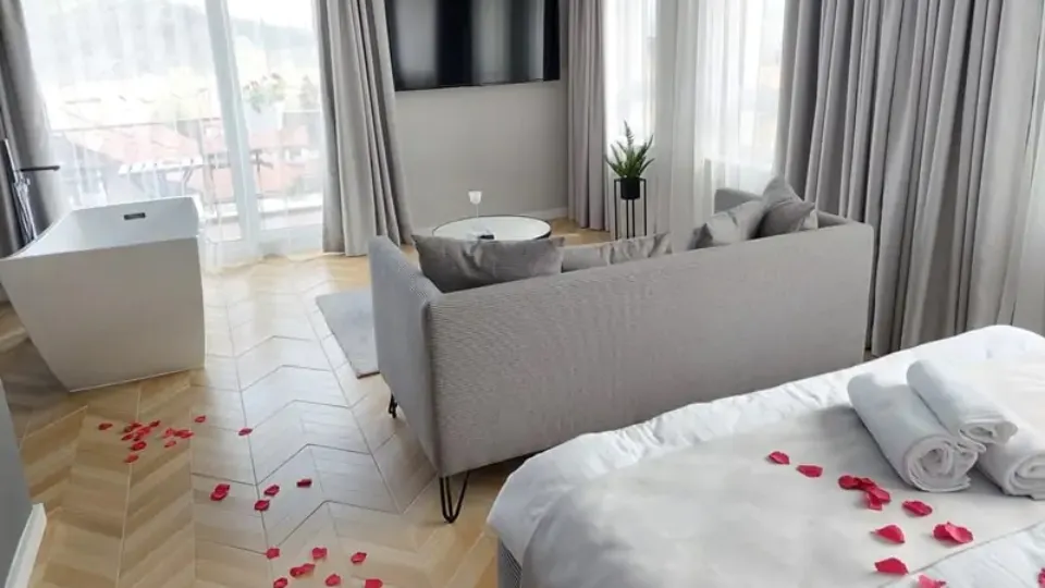 ПРОМО BF Романтика и релакс във Велинград – студио с вана за двама Кратки почивки и бягство от града