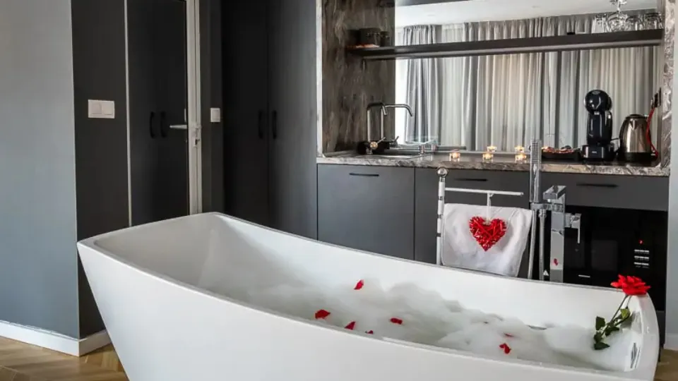 Ваучер ПРОМО BF Романтика и релакс във Велинград – студио с вана за двама Велинград