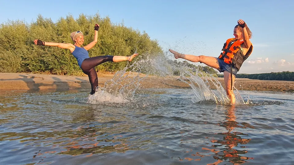 ПРОМО BF С КАЯК ДО ОСТРОВИТЕ ПЕРСИН И МАГАРЕЦ Белене