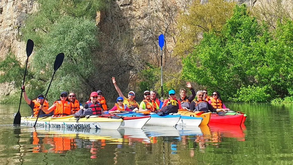 Ваучер ПРОМО BF С КАЯК ПО РЕКА ЯНТРА село Беляново