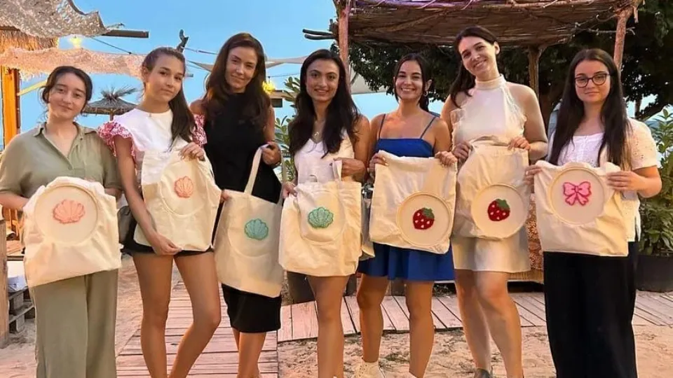 ПРОМО BF Творческо работилница: пънч бродерия върху чанта