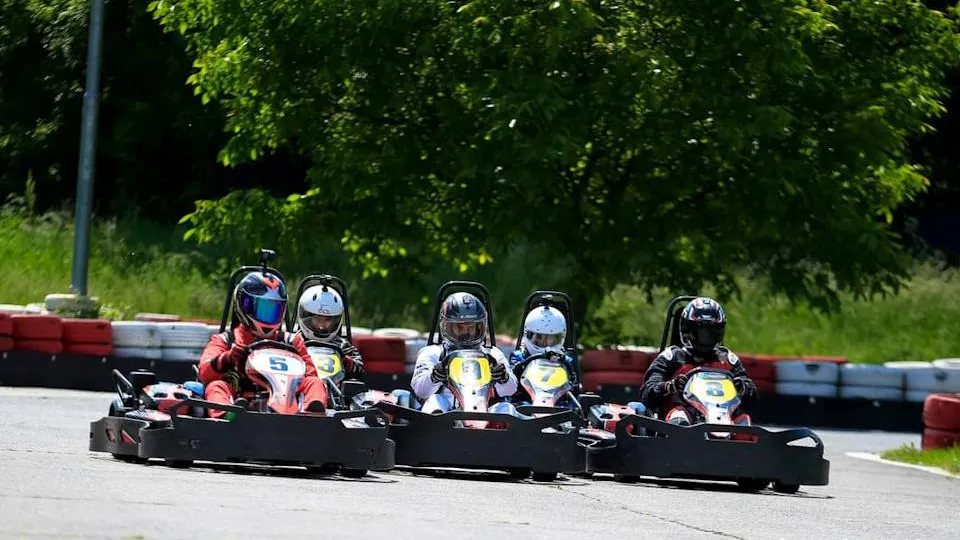 ПРОМО BF Два часа картинг обучение на писта КРАСНА ПОЛЯНА София, писта Красна поляна