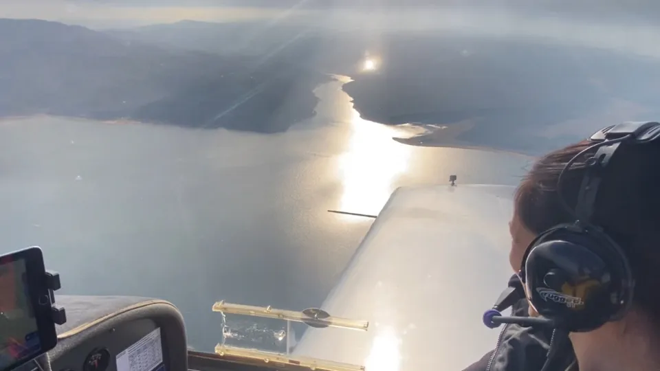 ПРОМО BF Въвеждащ полет-урок със самолет с маршрут по избор