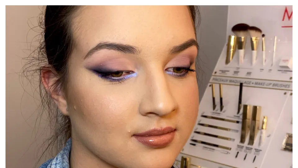 ПРОМО BF Изкуството на самогримирането София