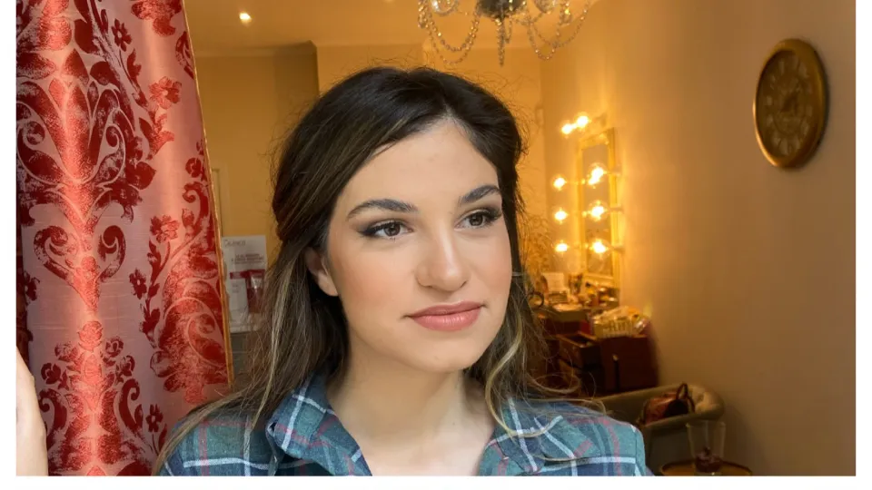 ПРОМО BF Изкуството на самогримирането Красота, релакс и здраве