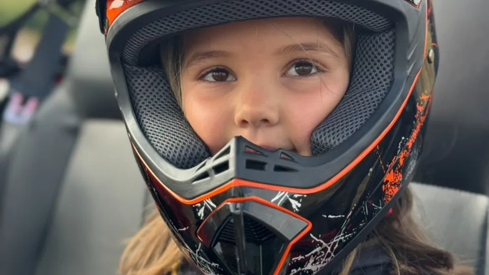 Шофиране за деца и юноши София ПРОМО BF Уроци по шофиране на бъги  за деца и юноши