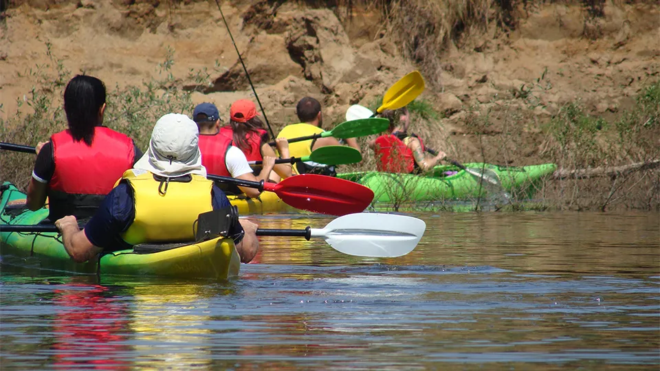 ПРОМО BF Еднодневен каякинг в спокойни води група I ваучер