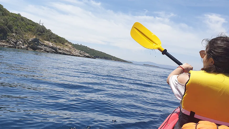 Ваучер ПРОМО BF Еднодневен каякинг в спокойни води група II язовир по избор