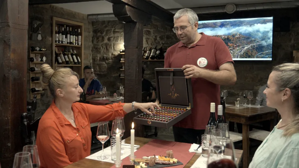 ПРОМО BF Винена дегустация за двама във В. Търново ваучер