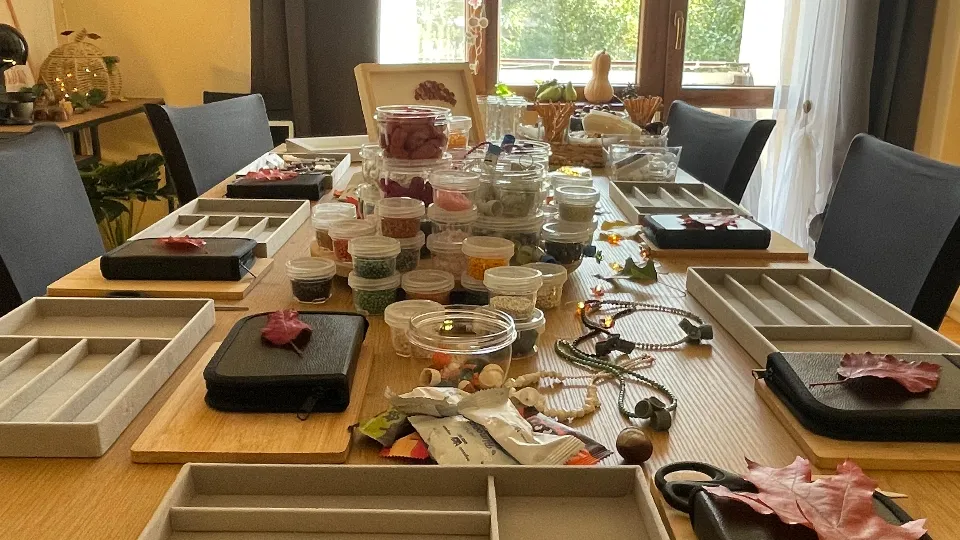 Ваучер ПРОМО BF Арт работилница с Анн – коприна, камъни и вдъхновение София