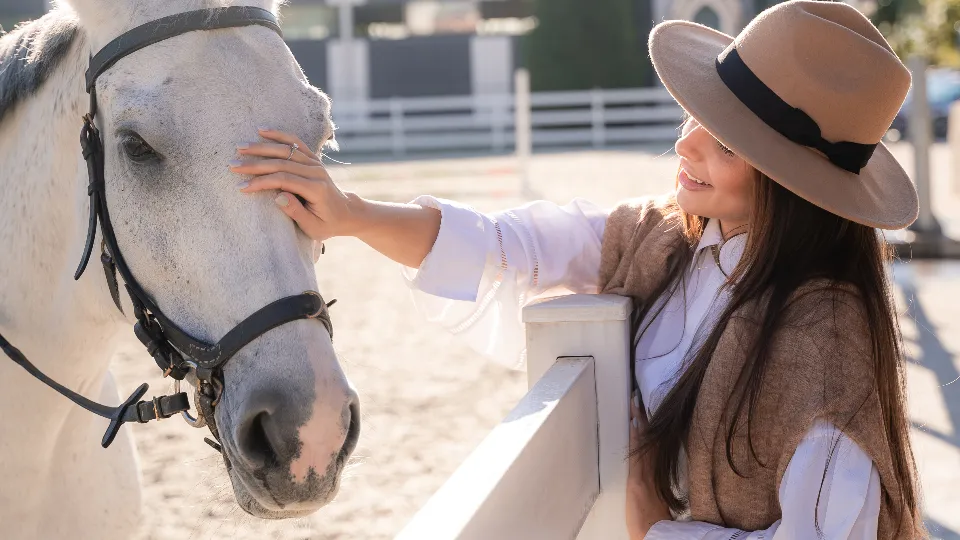 ПРОМО BF Дневен релакс със спа зона и езда за двама ваучер