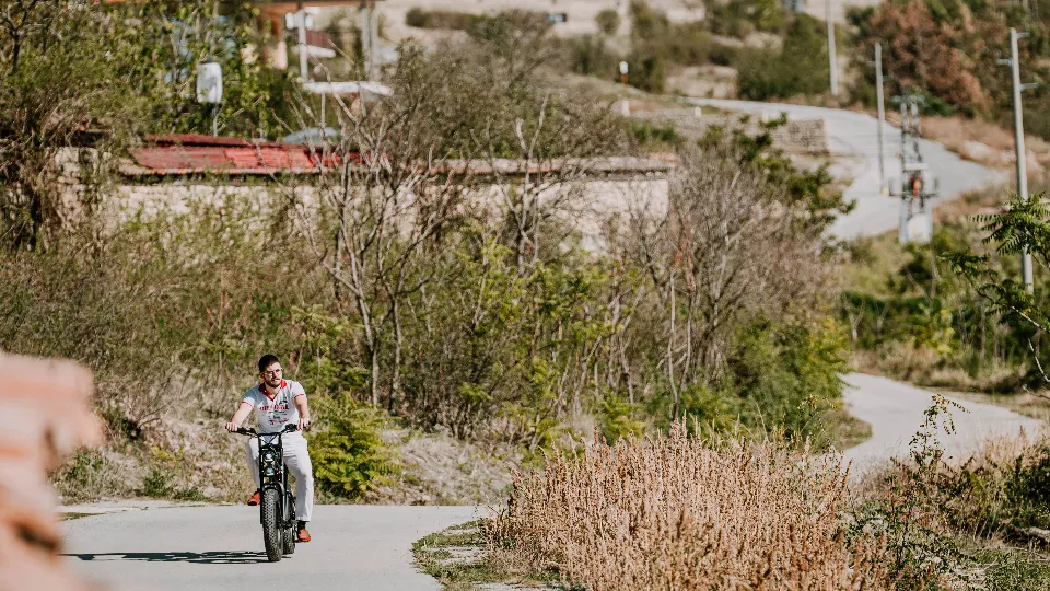 ПРОМО BF Електрически велосипед под наем - за свободно ползване с. Арбанаси / Велико Търново