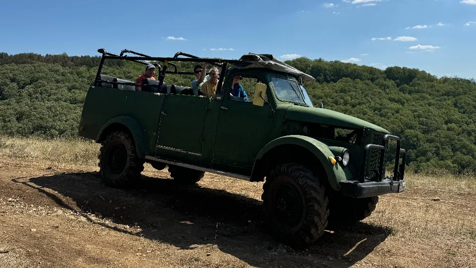 Ваучер ПРОМО BF Офроуд сафари с 4х4 автобус с. Арбанаси, Велико Търново