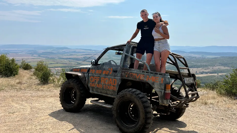 ПРОМО BF Офроуд шофиране джип Daihatsu за двама Офроуд шофиране на джип