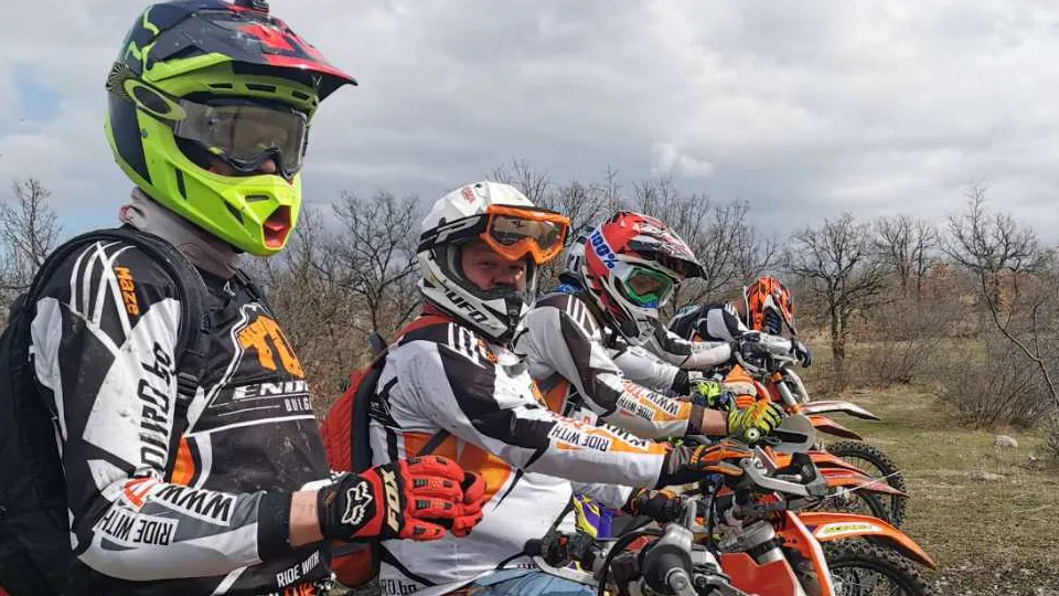 ПРОМО BF 2 часа адреналин на ендуро мотор Приключения с мотор