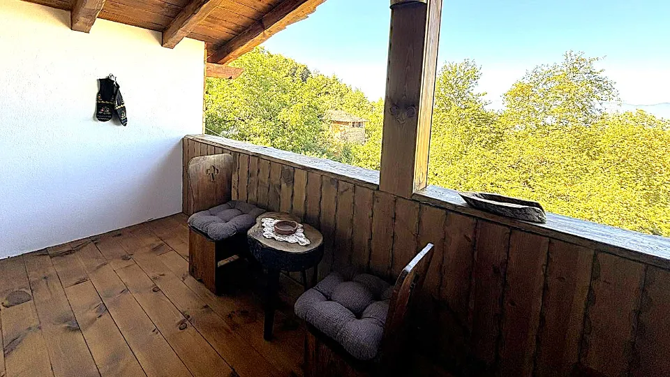 ПРОМО BF Романтична почивка за двама във вила Панорама 1 Лещен