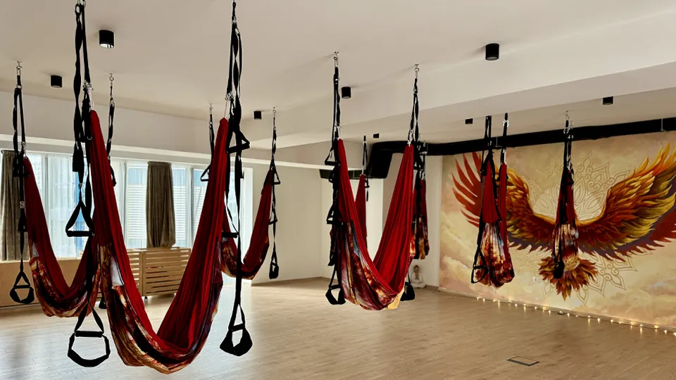 ПРОМО BF Индивидуална практика по въздушна йога