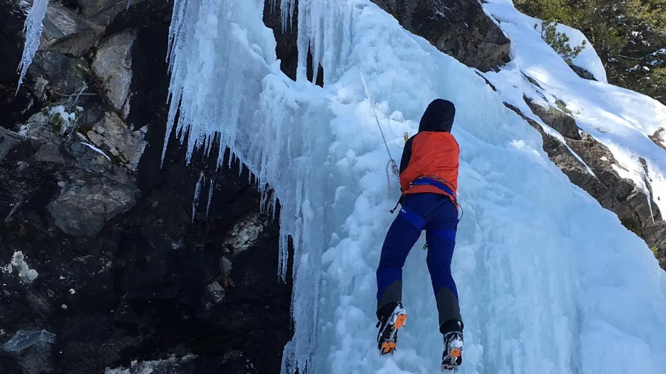 ПРОМО BF Два дни ледено катерене на водопад гара Бов