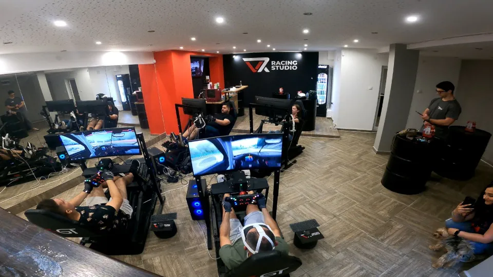 ПРОМО BF VR Racing – реалистично състезателно изживяване Враца