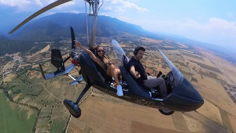 ПРОМО BF Полет над Рилските езера с кабрио жирокоптер