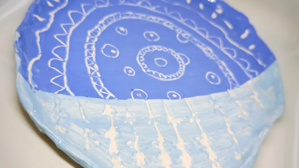 Вечер за глина и вино – вашето време за вдъхновение Творчество и нови умения