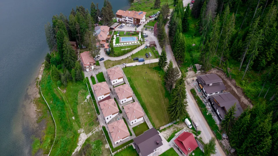 Планината ви зове – резервирайте вила за цялата компания