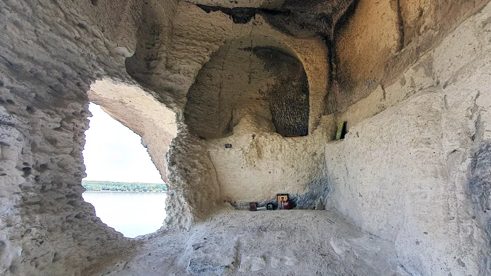 С КАЯК ПО ДУНАВ ОТ НИКОПОЛ ДО БЕЛЕНЕ ваучер