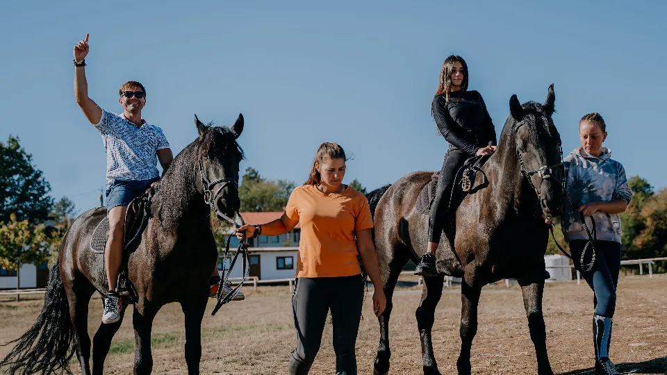 Ваучер Романтика за двама с офроуд и езда с. Арбанаси, Велико Търново