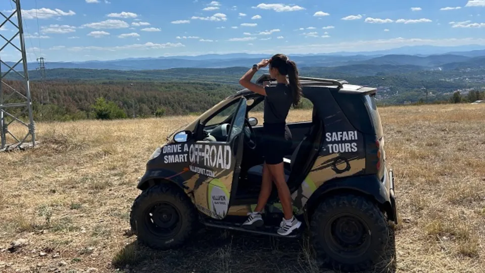Ваучер Офроуд шофиране за двама на спец.модифициран Smart For Two с. Арбанаси, Велико Търново