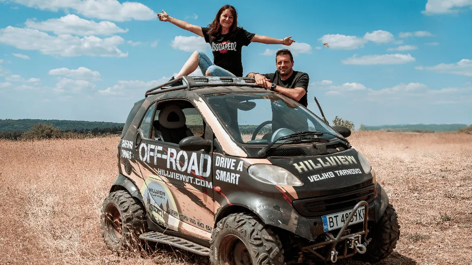 Подарък Офроуд шофиране за двама на спец.модифициран Smart For Two
