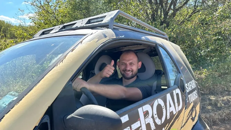 Офроуд шофиране за двама на спец.модифициран Smart For Two