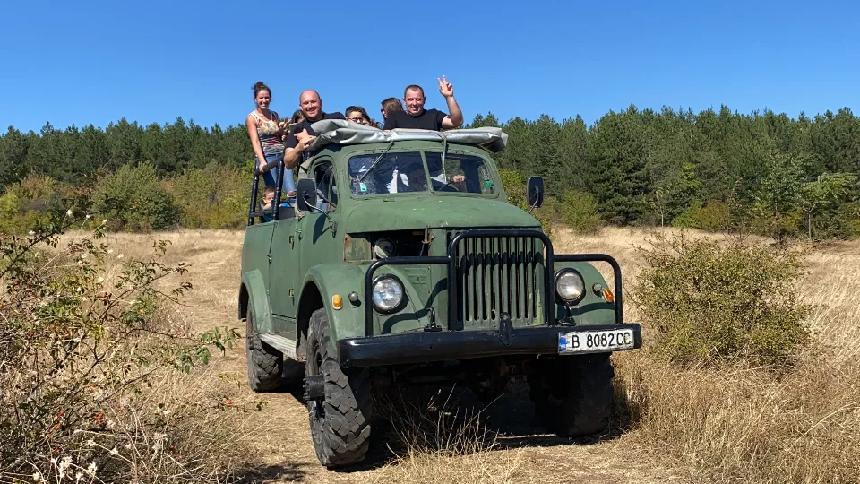 Офроуд сафари с 4х4 автобус Шофиране и моторни спортове