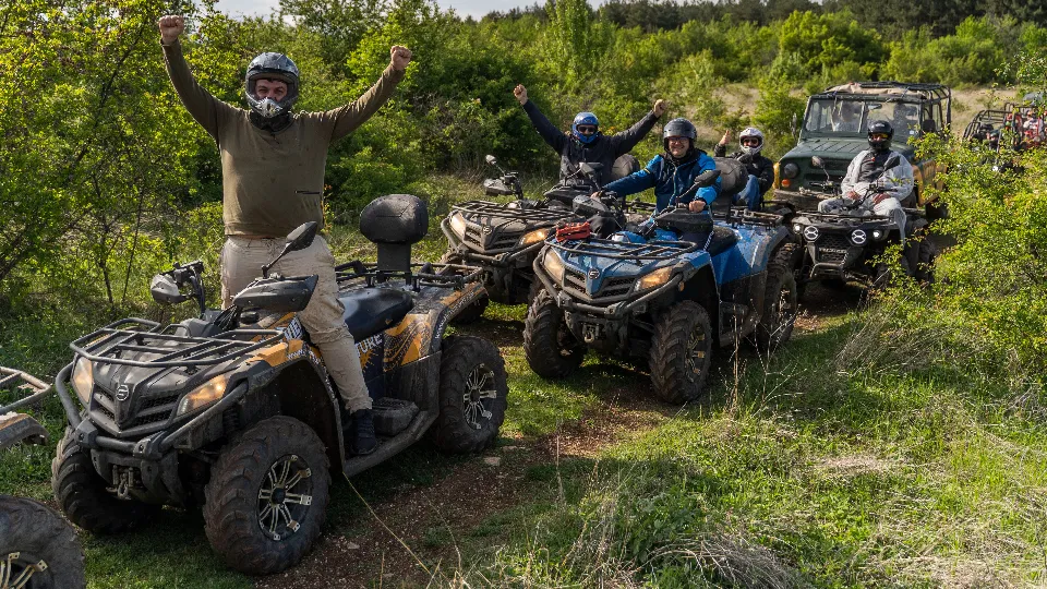 Офроуд разходка с АТВ висок клас с. Арбанаси, Велико Търново