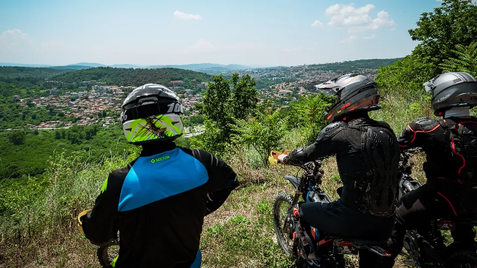 Офроуд с електрически кросов мотор ваучер