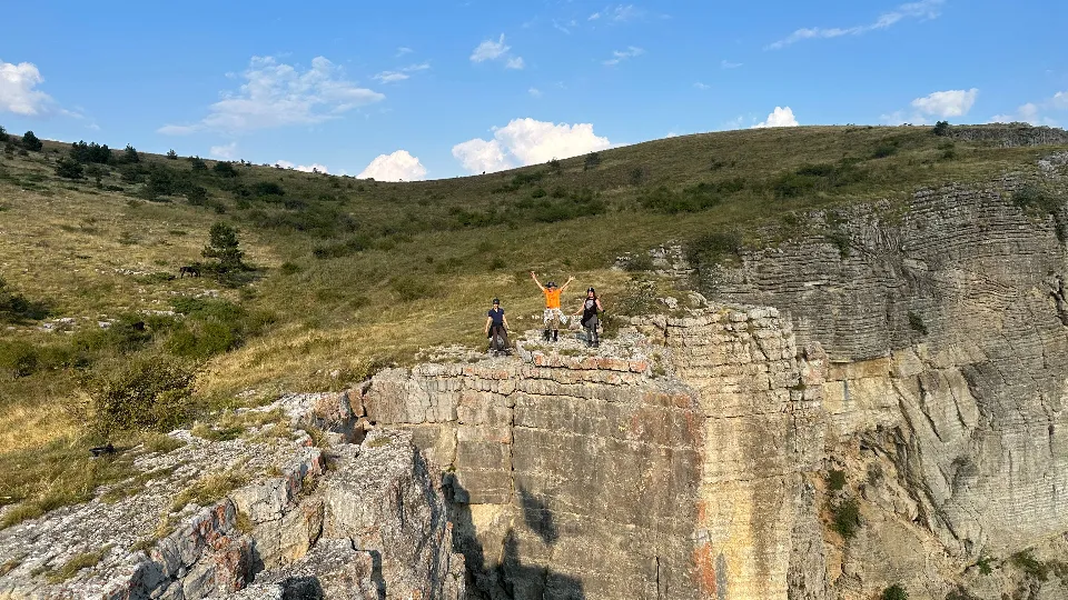 Полудневен конен поход до скален феномен Столо и пикник ваучер