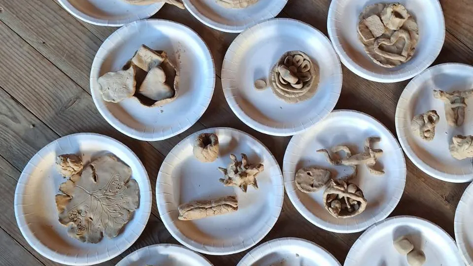 Арт терапия с глина - индивидуална сесия с Так Сен