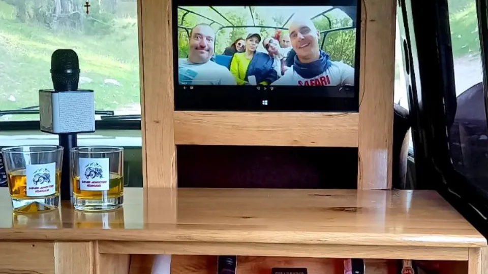 Сафари бар на колела Култура и развлечения