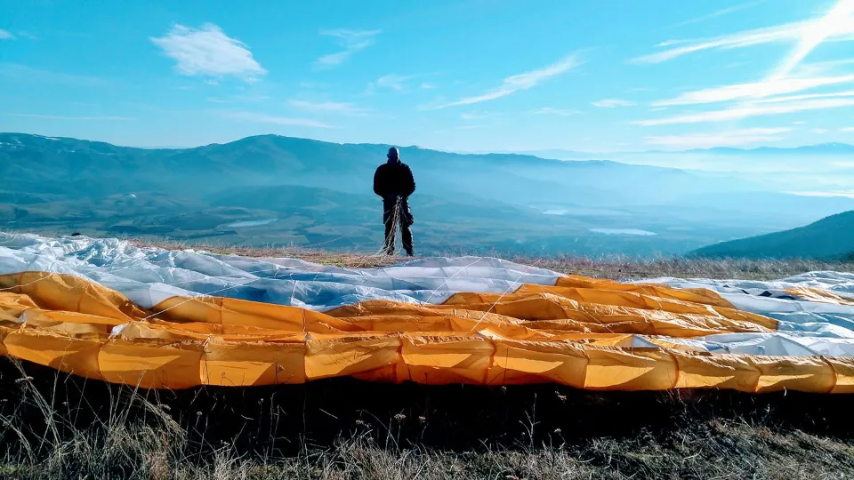 Два панорамни полета с парапланер - СОПОТ или СОФИЯ Полет с парапланер